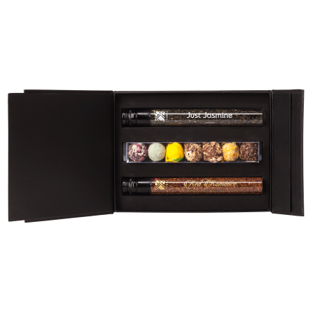 Luxury Giftbox met 2 tubes thee en chocolate truffels